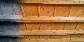 Soffitto semplice prima e dopo - Sabbiature Lamature